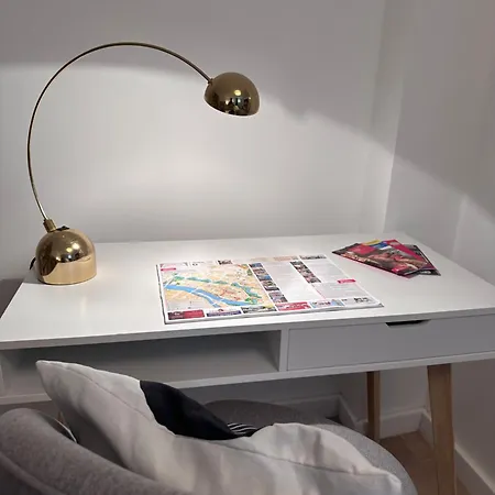 Bed & Breakfast Souterrain Im Geteviertel *